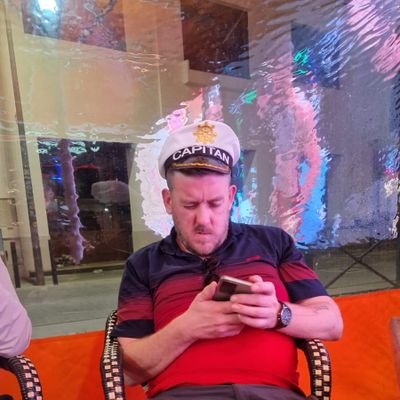 stephenkearney7's profile picture. Stephen is my name and I'm the most wanted man on my island !