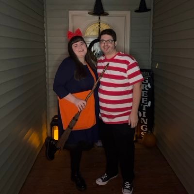 _hamb_'s profile picture. RIP Mom 7/29/62 - 11/26/21 ~ she/her ~ #ZDF