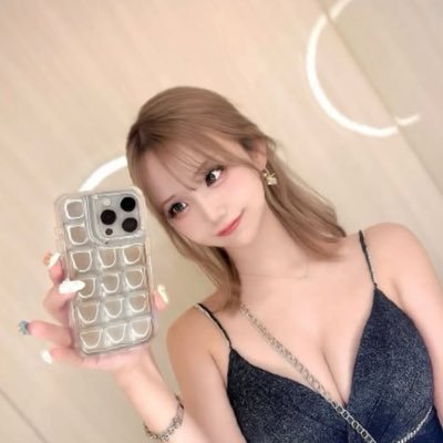 Na8GGLhL3471428's profile picture. follow me