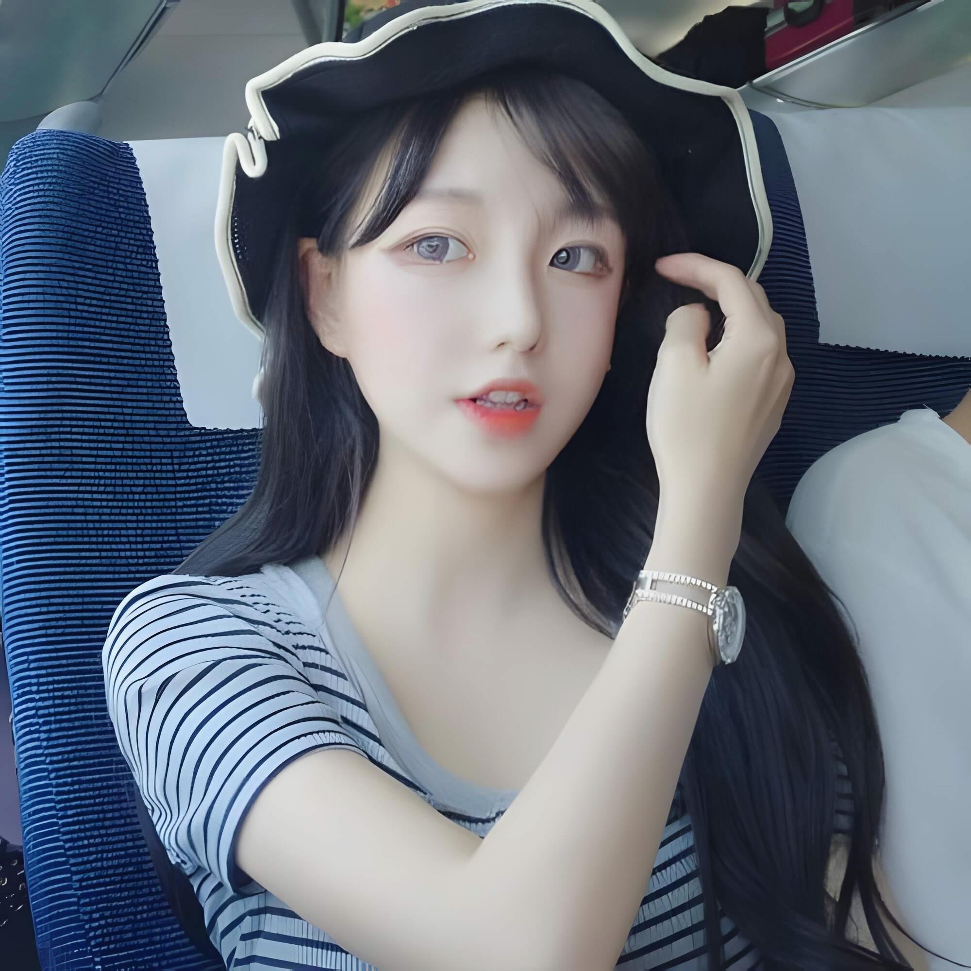 COrcORRZcM51539's profile picture. 00后个人兼职，家里酒店公寓都可以去。私聊点击✈️ https://t.co/pPB1EggnGn 看到会第一时间回复。💛