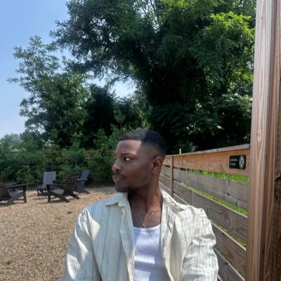 DevonMilton's profile picture. 