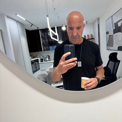 Josh21121's profile picture. Doing what I do