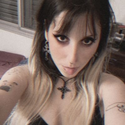 m0k4p1ztch's profile picture. 222
dibujos @naokohira