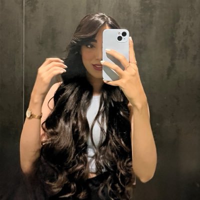 bravesheis's profile picture. 