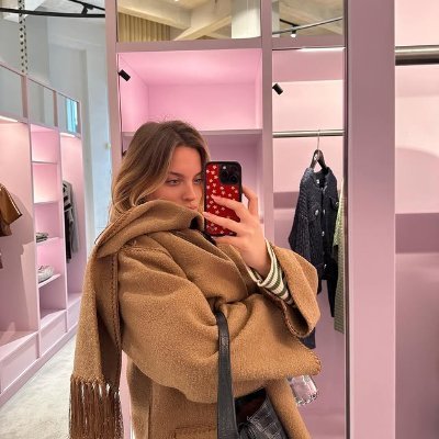 Anna6132's profile picture. Dreams don't work unless you do