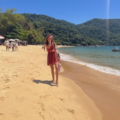 gabriela_vth's profile picture. ¡Que sabroso es vivir y comer!          Ambivertida. Doglover.  🦷🐾