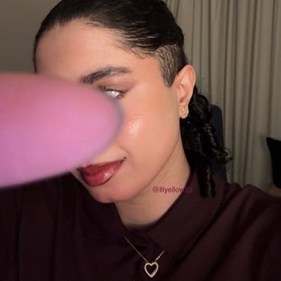 lllyellow33's profile picture. Not allowed to take my photos ❌