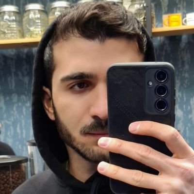 ehsanosrati's profile picture. 𖤓ٜ⃟‌🌍So leicht gebe ich nicht auf𖤓ٜ⃟‌🌍