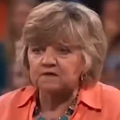 joxoxoxoxoxoxo's profile picture. she/her