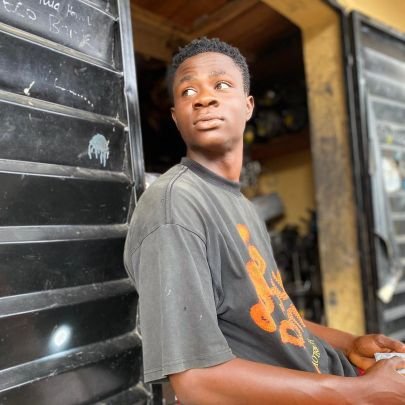 SBukatie34066's profile picture. honest to meet new people and friend's 
know more about new things