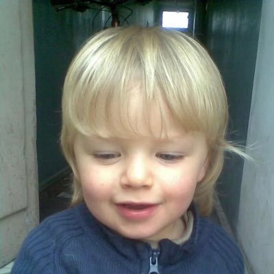 avltn_'s profile picture. 