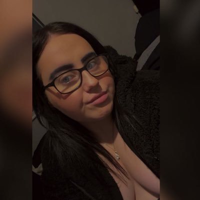 laurenm04x's profile picture. 24 | bit of a music fangirl