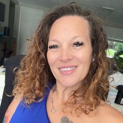 broncocutie144's profile picture. JUST TRYNA SNAG A REAL MAN & BOUNCE, NO GAMES HERE!  
SUPER FUN TO CHAT WITH 😻, SINGLE & BORED, HIT ME WITH A HI 🥹😻!