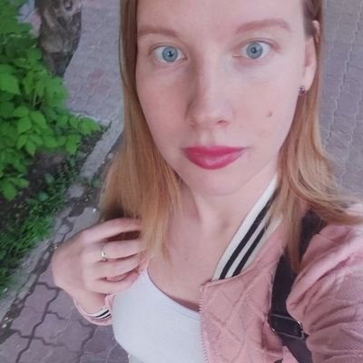 CaroleCari76884's profile picture. 