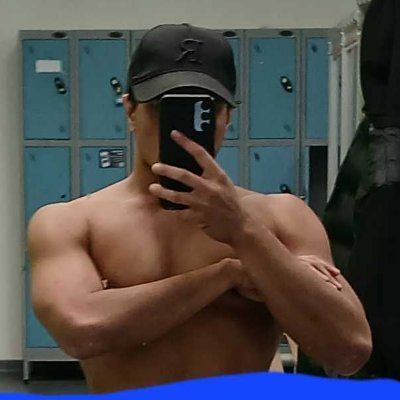 Rosehan_lol's profile picture. 🇧🇩 🇬🇧 BUFFEST + MOST DOWN BAD Ahri OTP EUW 1026 EUW PEAK! 
HIT RANK 1 AND RANK 2 AHRI WORLD
Streaming alot on https://t.co/ZCEqoIquxb