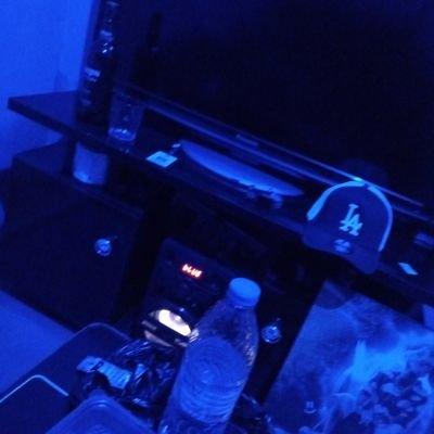 MORTHERDREAM855's profile picture. nobody stays on top forever