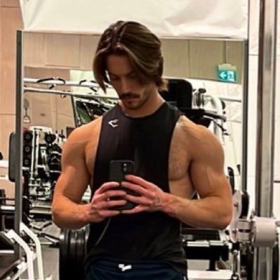 emeil0's profile picture. 