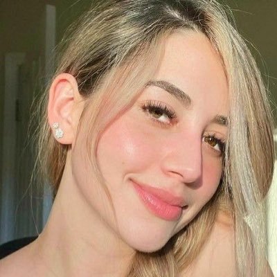 _iMariamolivera's profile picture. Esta es mi única cuenta privada de X, donde me conecto con mis fans. Por favor, envíenme un mensaje directo para obtener más información sobre mi contenido.