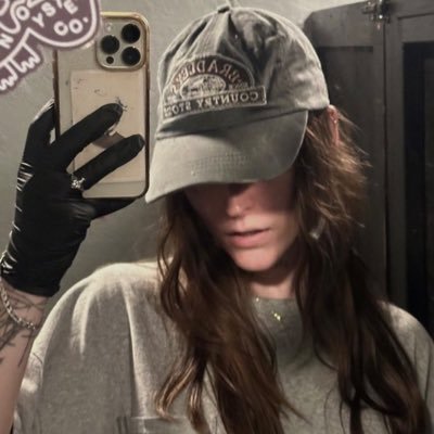 celestiacain's profile picture. whatever’s wrong with me, i will take to bed