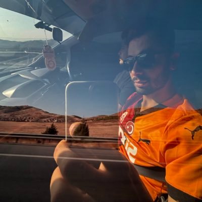 mahordek's profile picture. gaün//aerospace engineer