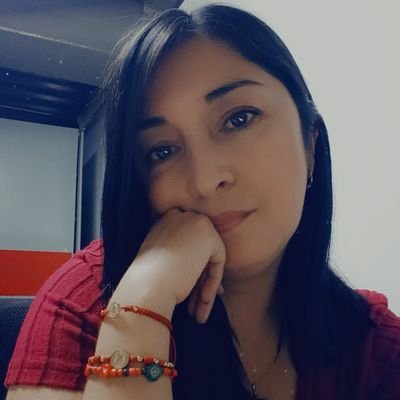 CaroTriana6's profile picture. A nadie ni a nada te acostumbres, para que después no te haga falta nada.
Americana a mucho honor 👹