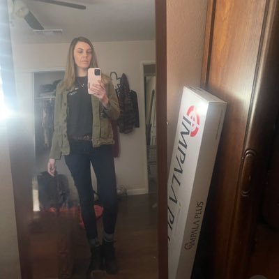 JessFulkerson's profile picture. 