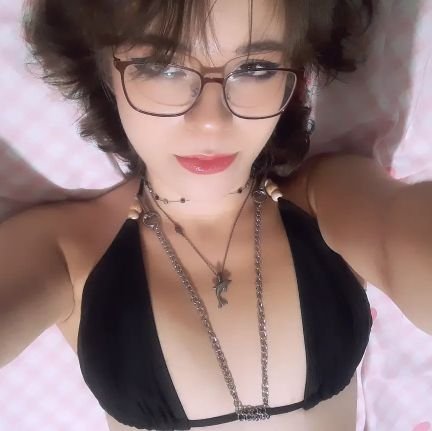 shy_g1rlxo's profile picture. ~18~💓(she/they)💓~sub~bi~5'5
 🔞MDNI🔞
(All concepts are between consenting adults!!)