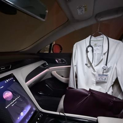 oncoahmed's profile picture. MS4 🩺 
CEO of overthinking