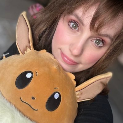 BlushingEevee's profile picture. 🎀Just a girl trying to figure out this crazy world 🙋🏼 with my very own Spider-Man 🕷🕸💍 @bIisstics I do need saving a lot 😉🎀 also cats 🐱MA 💉💙