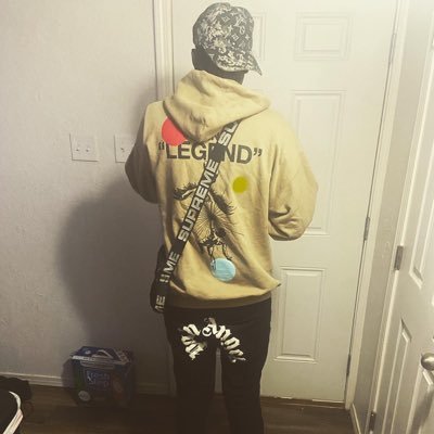 Costaloner's profile picture. the freakiest nigga out tbh👅💦💦