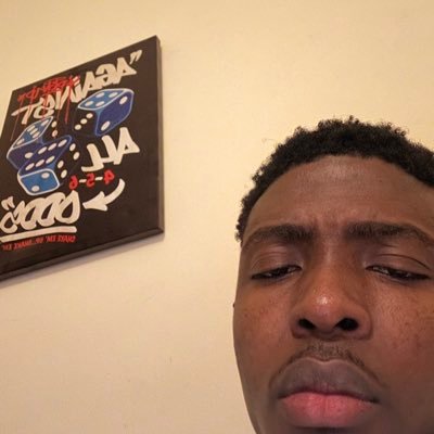 Opeyemi_perez's profile picture. 6’4. Data analyst.