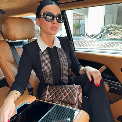 KasiaVuorinenQ8's profile picture. Always bear in mind that your own resolution to succeed is more important than any other

DECIDE NOW