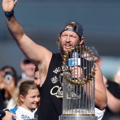 fhernan21's profile picture. 