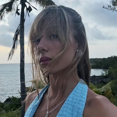 bestofester's profile picture. best photos, videos and gifs of ester exposito