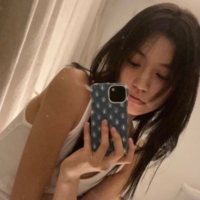 doyeoncvnt's profile picture. bangers only