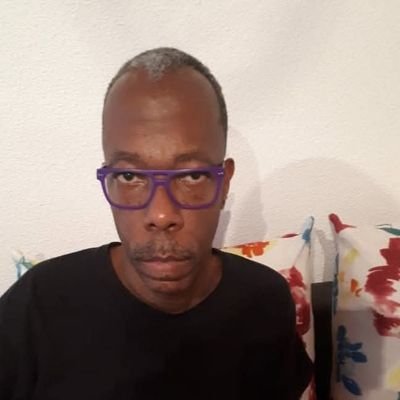 suzin_seba64979's profile picture. 