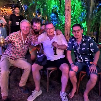 blackwh1teboy's profile picture. 