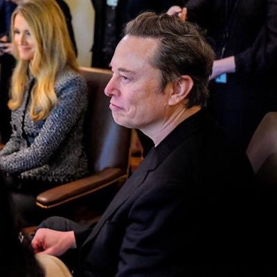 L1Z_____'s profile picture. 