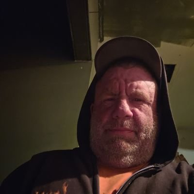 DHarty70690's profile picture. backhoe  operator   love fishing  and parody  looking  for real friends