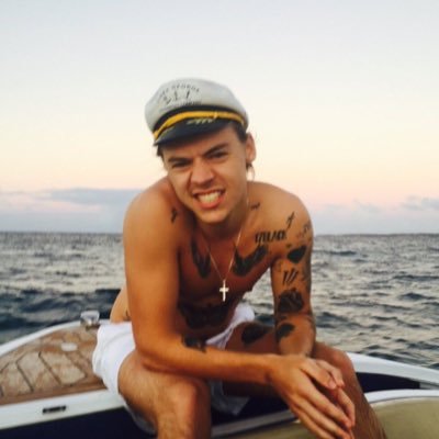 sexysmartlacy's profile picture. ⋆˚｡⋆✩