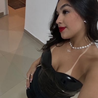 mell8792's profile picture. 