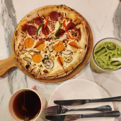 Amirulf13Fikri's profile picture. author of Her 🦋