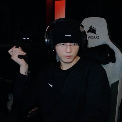 JKKOOK9717's profile picture. 𓍼𝐆𝐨𝐥𝐝𝐞𝐧𓍼 ♡⁷ ONLY ARMY+ DREAMERᥫ᭡

Solo BANGTAN desde 2017 💜