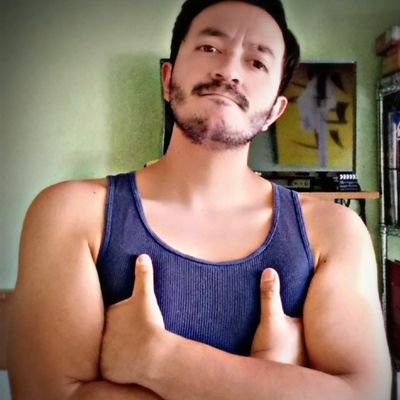 yimeilpuntocom's profile picture. Música • cine • libros • videojuegos y cómics  //  Swiftie (2010) y Coldplayer (2003).   ↙️ SW-2900-4694-0028 
 PSN: eduardorkable