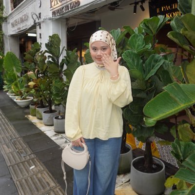 sheqinysf's profile picture. 