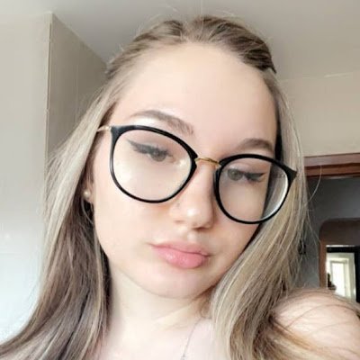 MayaSofiao9's profile picture. Are you there with me ❤️❤️ ❤️💙💙💙💓