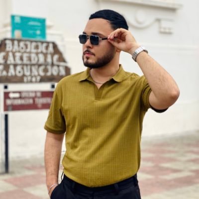 carlossguar10's profile picture. 