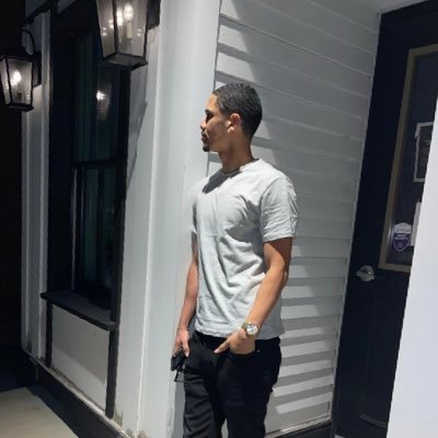 wallst_mr's profile picture. no me cojo la vida tan enserio 🃏