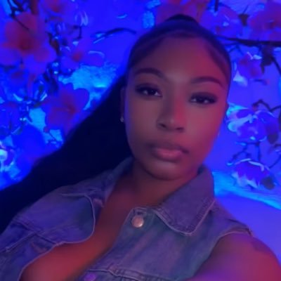 JshyaAjai__'s profile picture. 