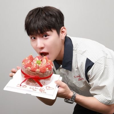 wonderfuldrops_'s profile picture. this is FAN ACCOUNT | 4 ab6ix & park woojin #FreePalestine